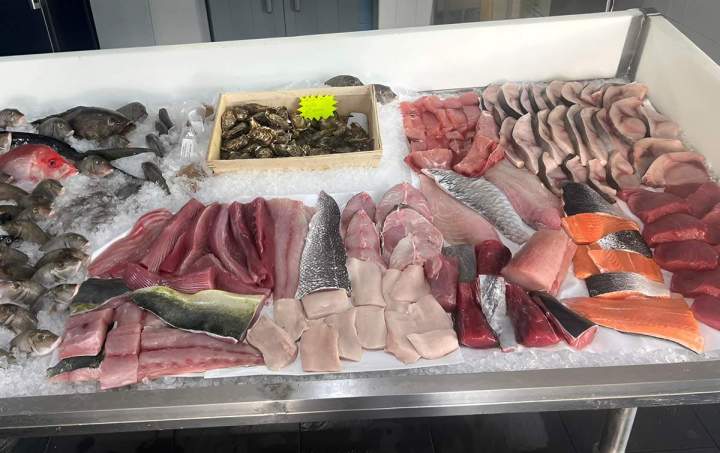 Approvisionnement fiable en poissons pour restaurants et supermarchés.